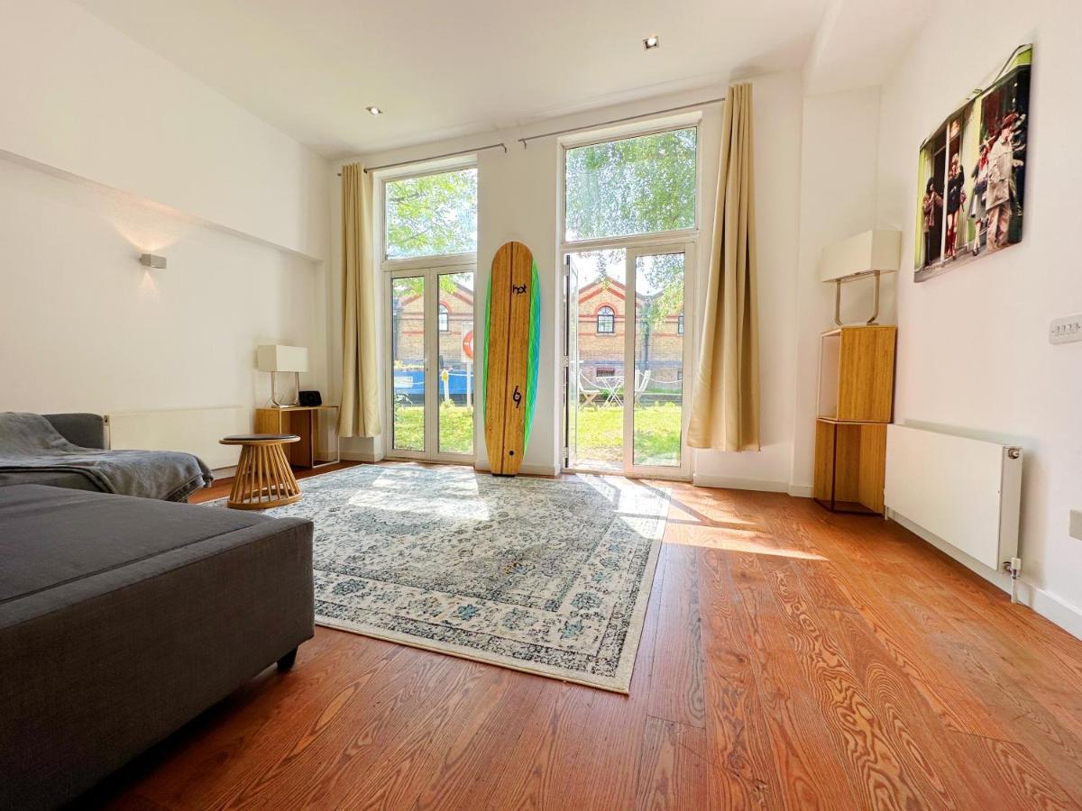 Portobello Dock Canalside Apartment Londres Exterior foto